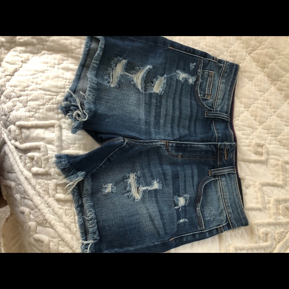 Carly Jean Los Angeles Jean shorts